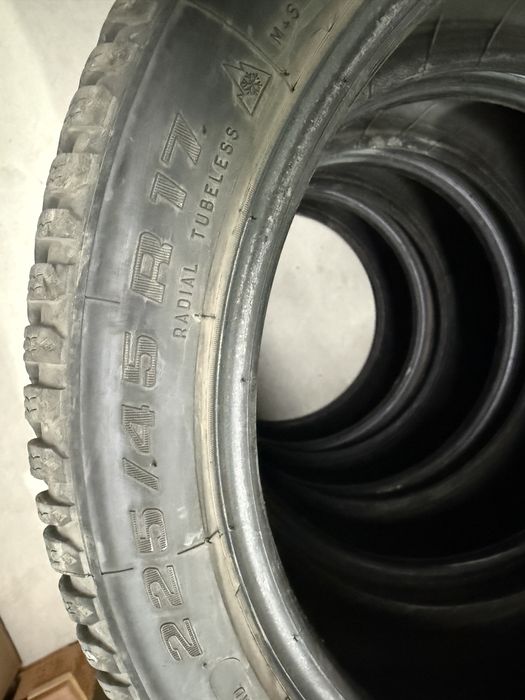 Vand anvelope iarna BFGoodrich 225/45/17 XL