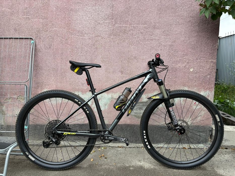 Продам велосипед GIANT TALON