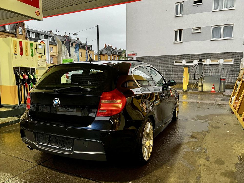 Stopuri triple LED BMW Seria 1 E87 E81 stanga + dreapta IMPECABILE
