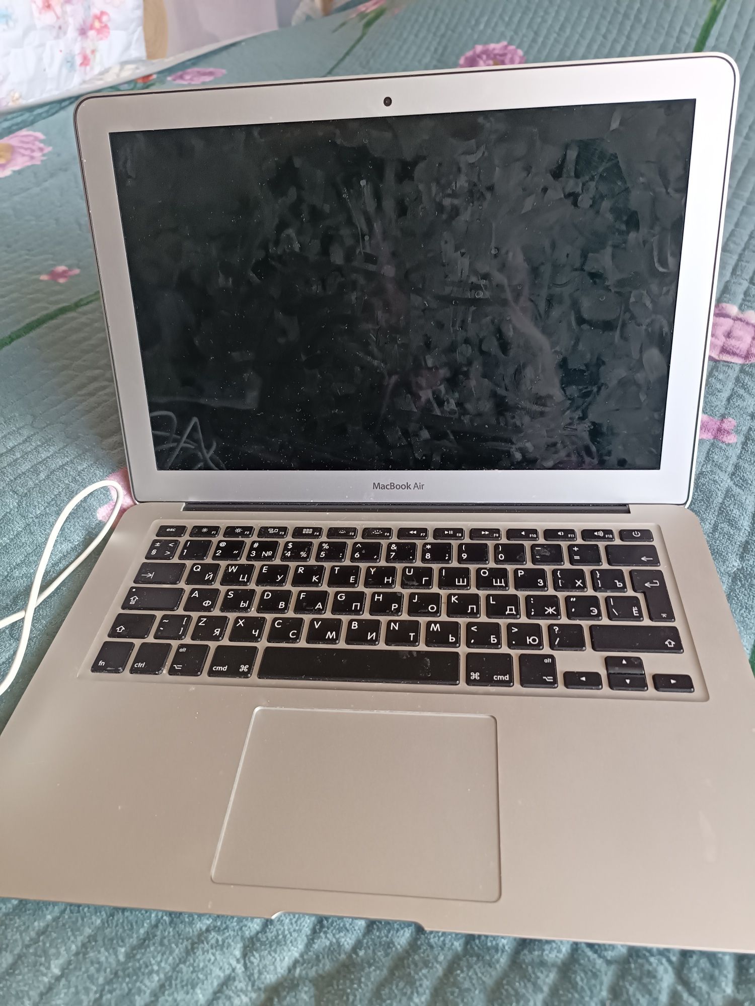 MacBook Air (13 дюйм., 2017 г.)