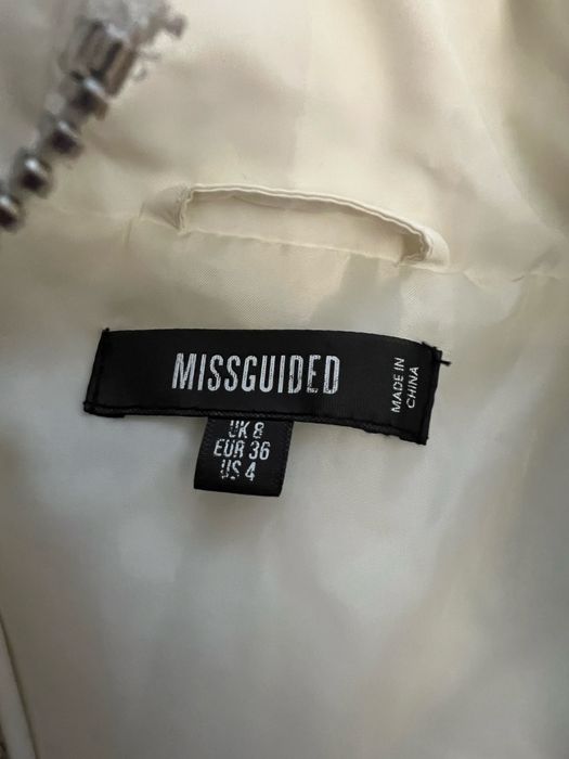 Зимно бяло яке, използвано