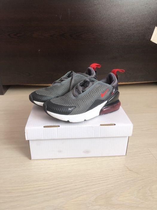 Маратонки nike air max 270 и rebook