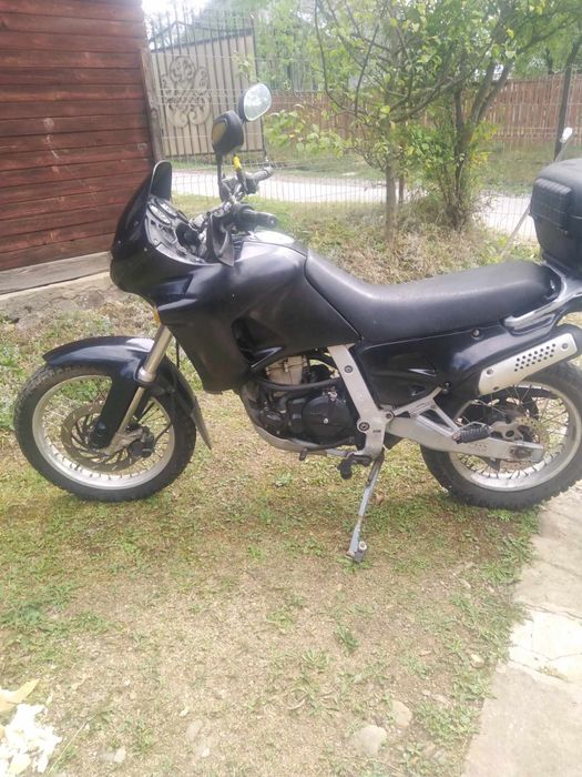 Aprilia 650 cc enduro cu acte!!
