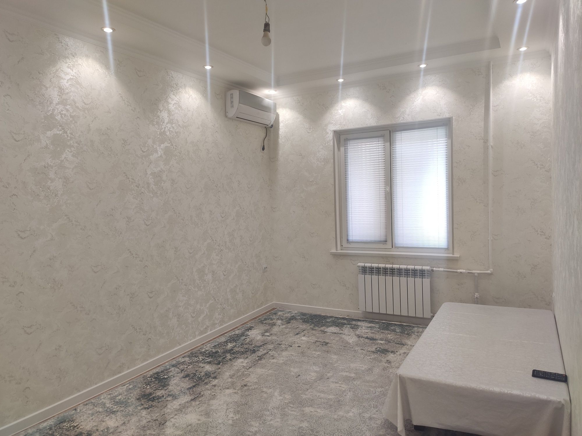 Продается квартира 4/6/9. Балкон 2х6. Сергели-5