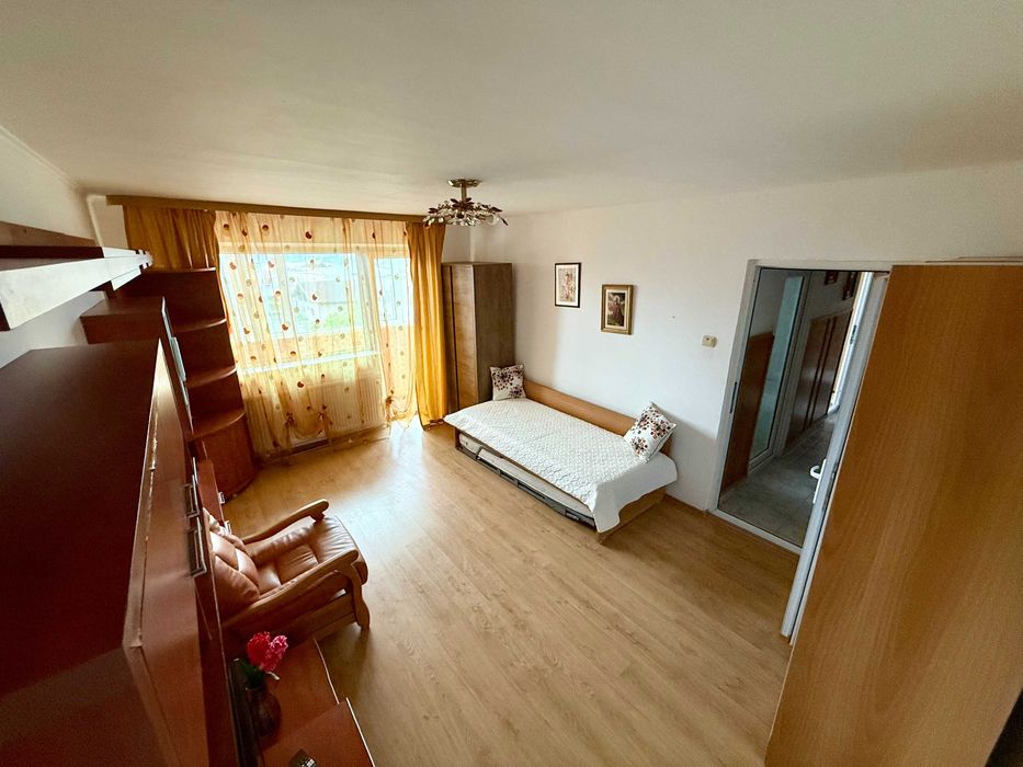 Inchiriez apartament 4 camere Eforie Nord