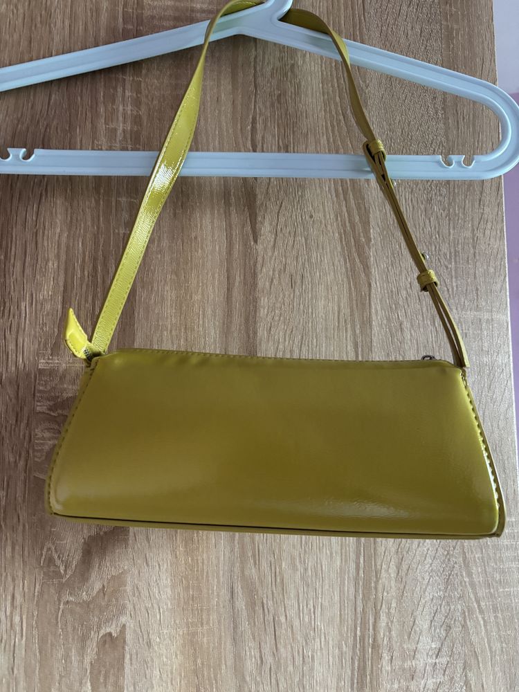 Чанта Zara, носена броени пъти!