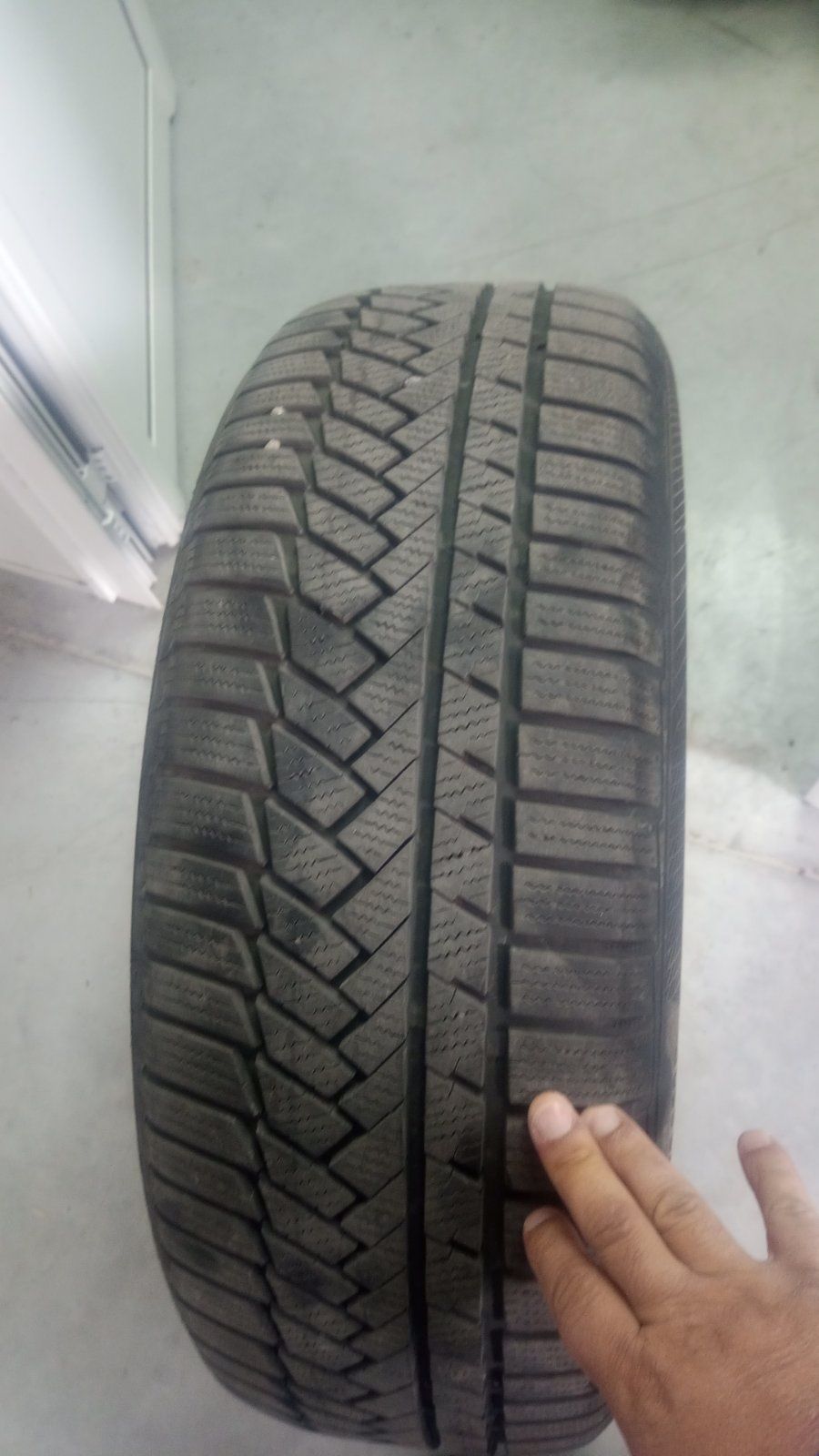 Continental 235/55 R 19 H XL