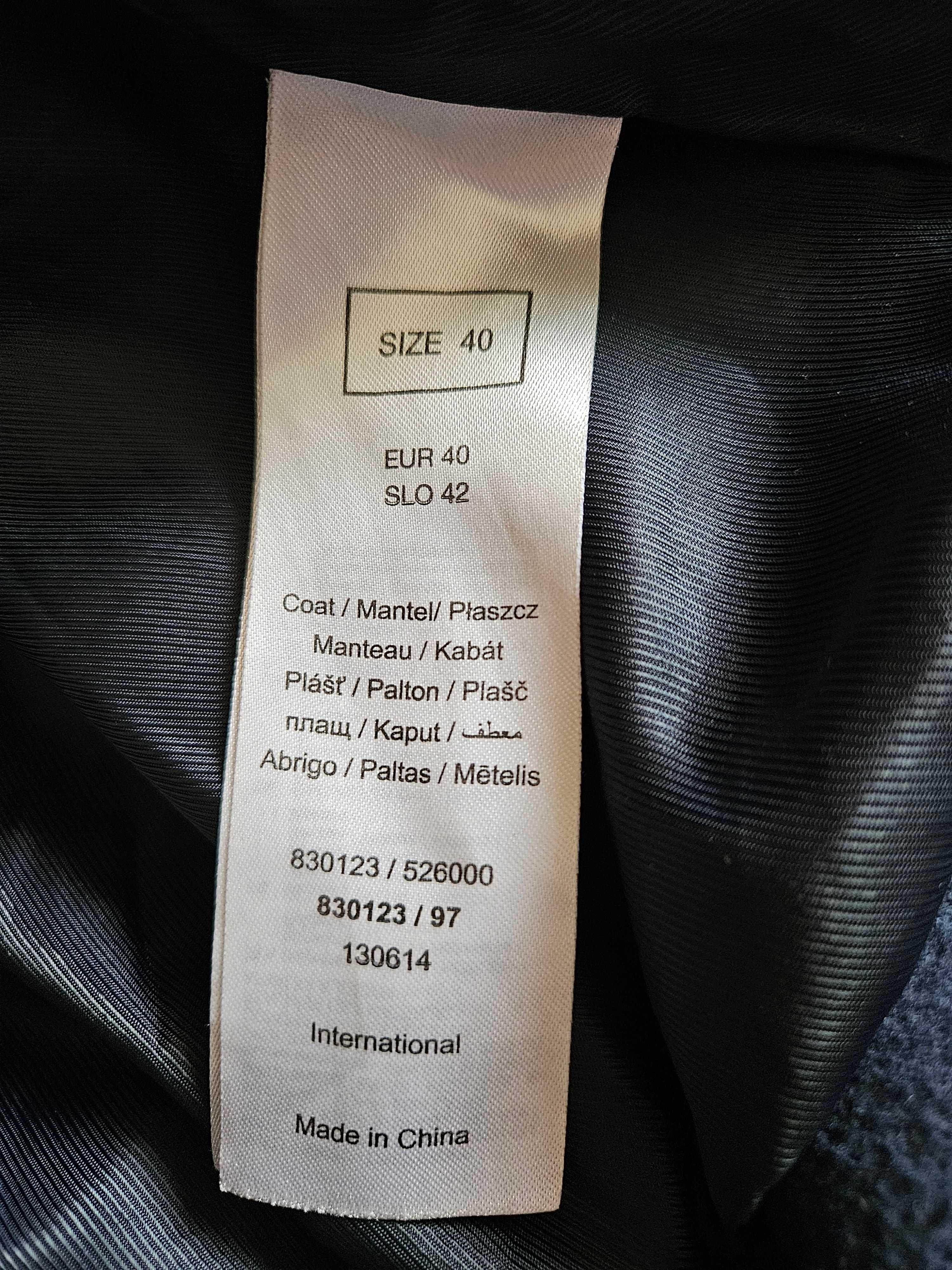 Зимно палто Orsay, размер М (EUR 40), в отлично състояние