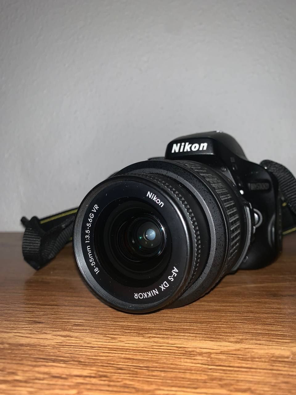 Продавам Nikon D5100