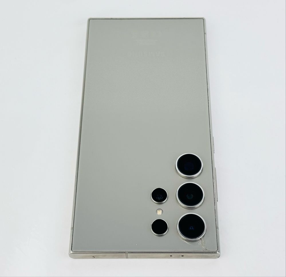 Samsung Galaxy S24 Ultra 5G 512GB 12RAM Titanium Gray Отличен!