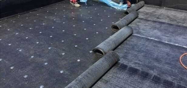 Dulgherii montaj tigla metalica lindab sistem pluviale