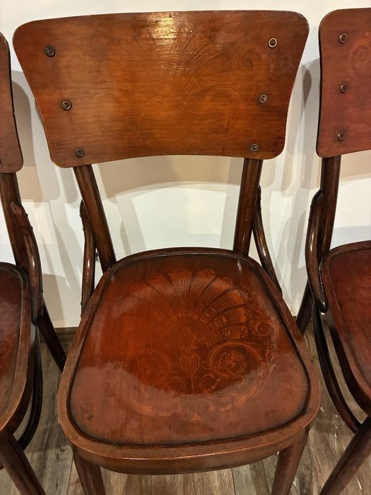 Стари ретро столове масив