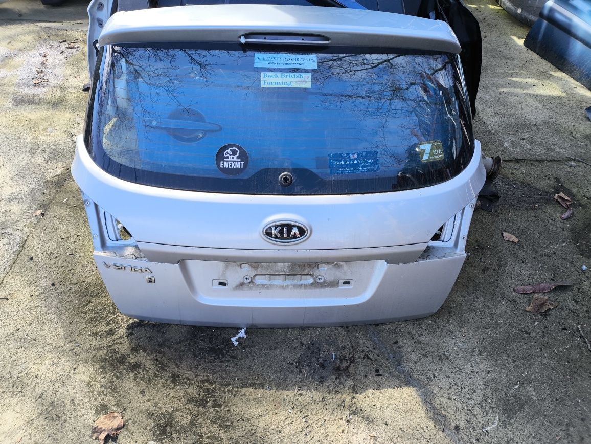 Заден капак за Kia Venga
