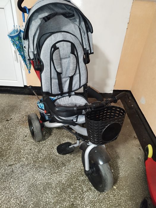 Vând tricicletă...