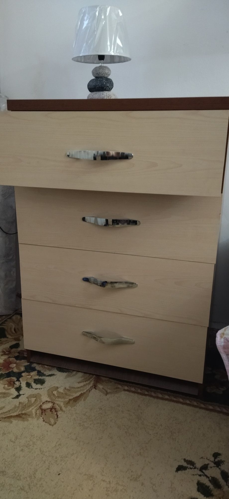Продаётся трюмо и комод