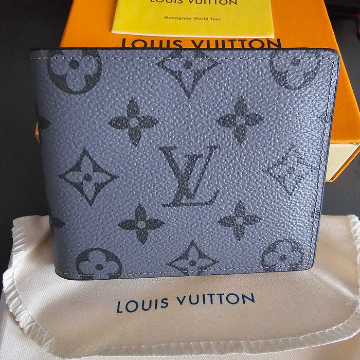 VAND Portofel Louis Vuitton LV include CUTIE