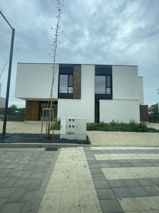 Firma de construcții case la roșu/cheie Iași