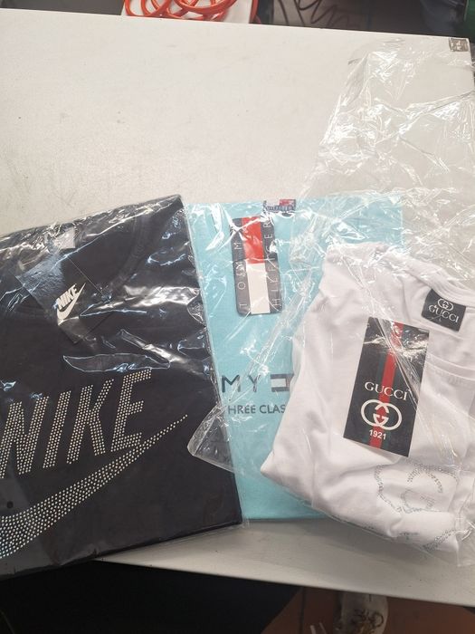 Tricouri dama diverse firme