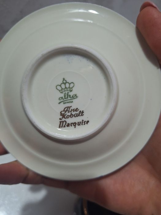 Set vază mică cu farfurie