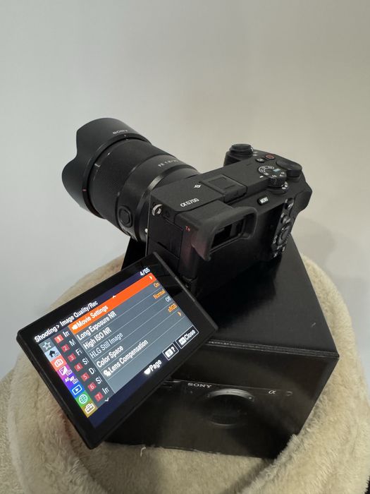 Sony A6700 (тяло)