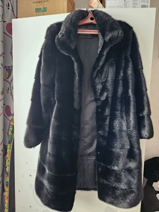 Продам норковую шубу