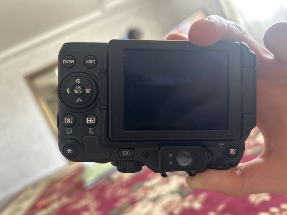 надежный Фотоаппарат Canon powershot G12