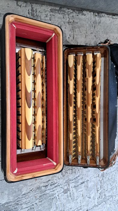Acordeon Universal 120 basi italian