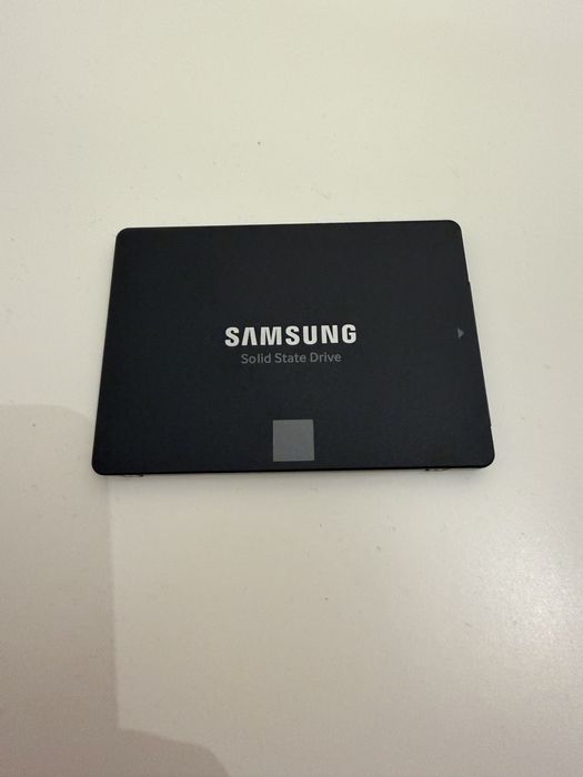 SSD Samsung 870 EVO 500 ГБ