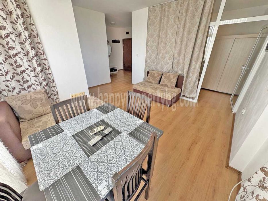 Продава се Двустаен апартамент в к.к. Слънчев бряг - 65 кв.м за 1046 €/кв.м - Снимка #1