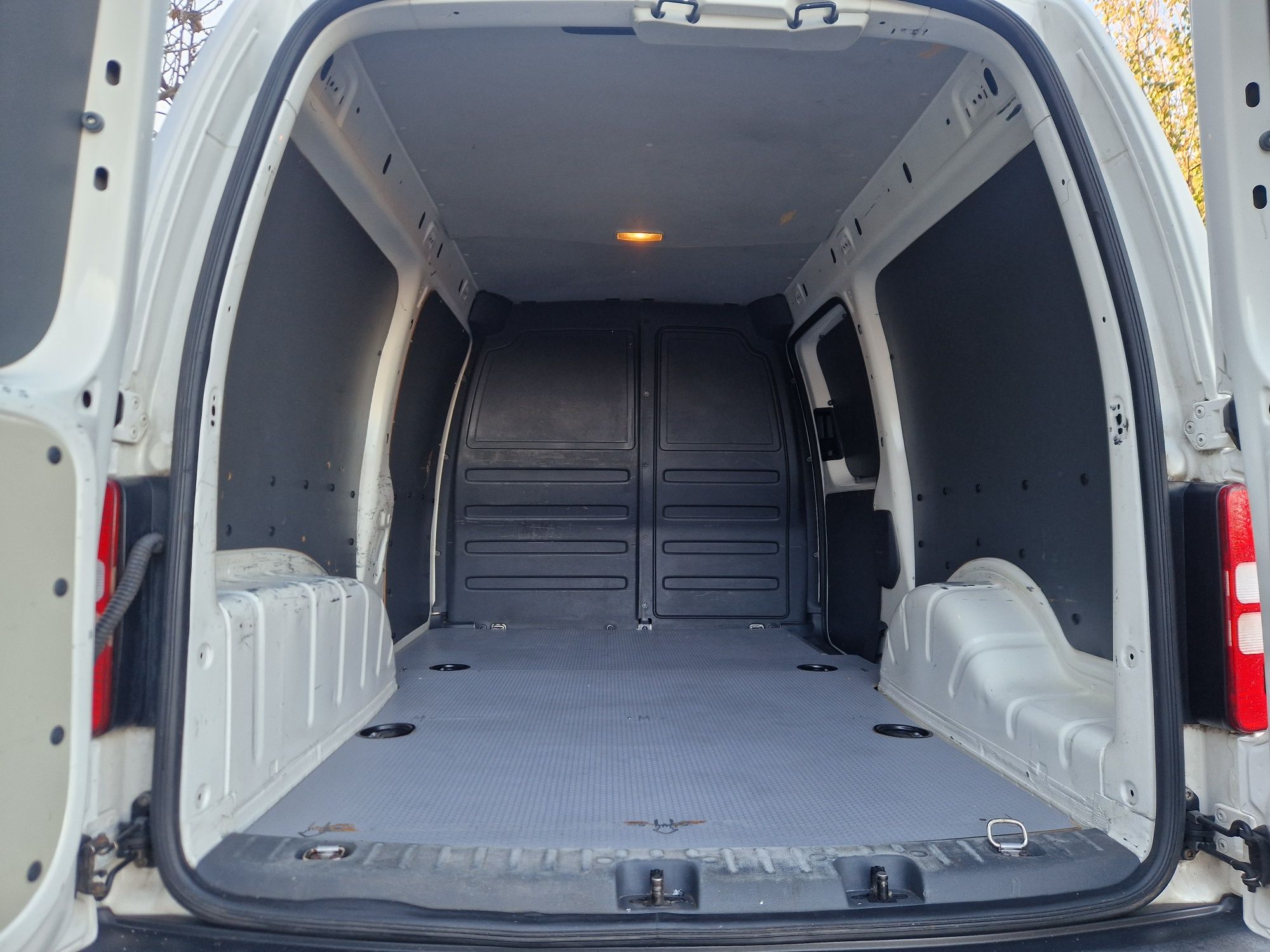 VW Caddy Maxi 2012, 2.0 Diesel, 140CP, euro 5