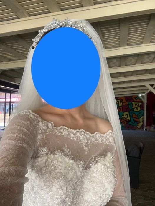 Красивое белое свадебное платье