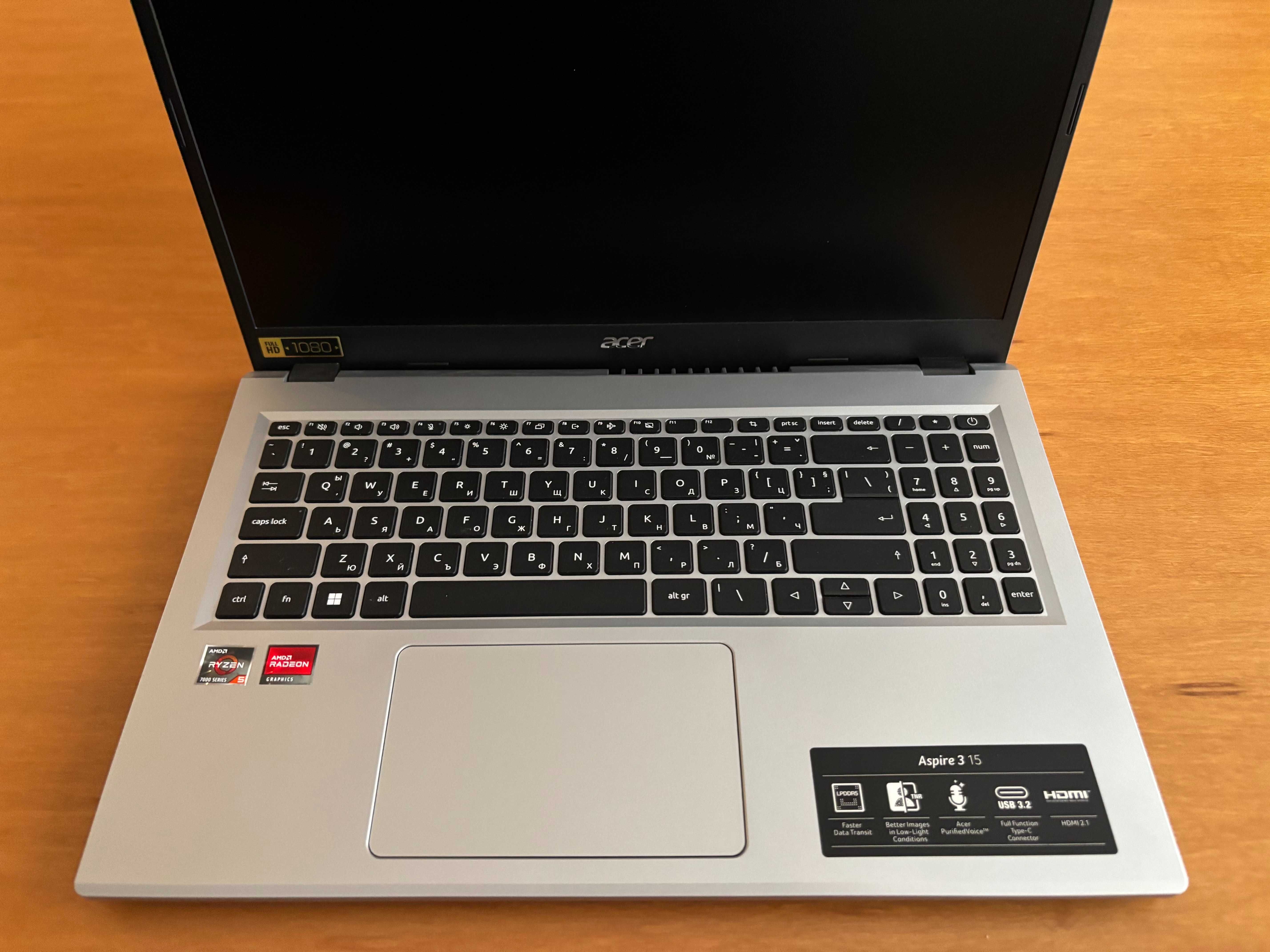 15.6 IPS Ryzen 5 7520U  Acer Aspire 3 16GB DDR4/512GB SSD/ Бат.13 ч.