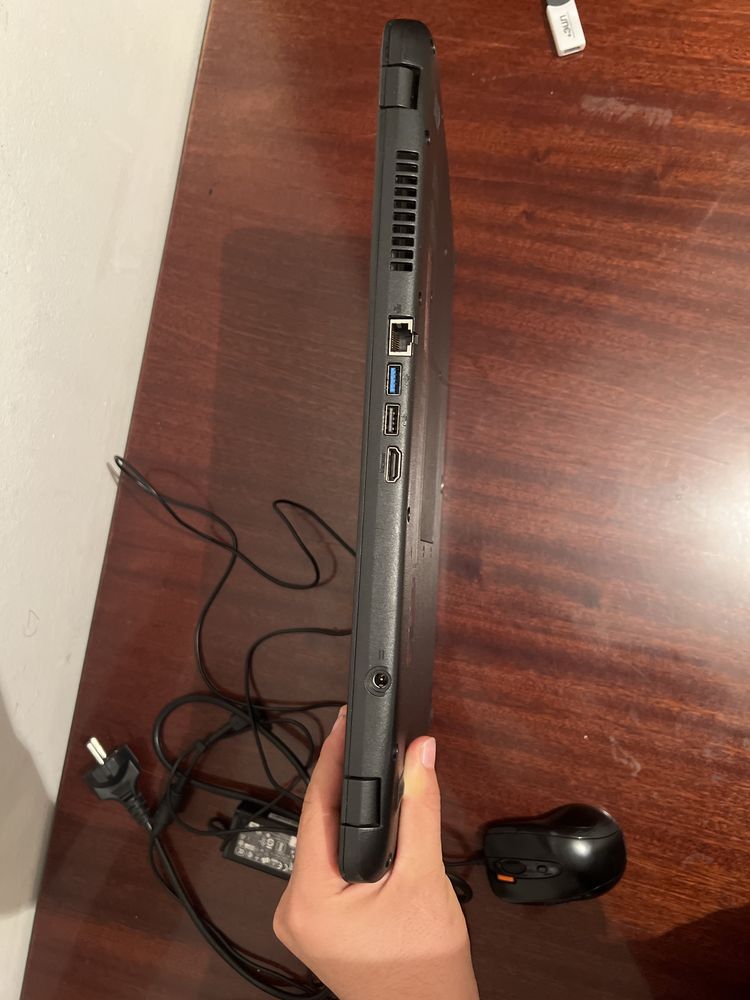 acer aspire es1-533