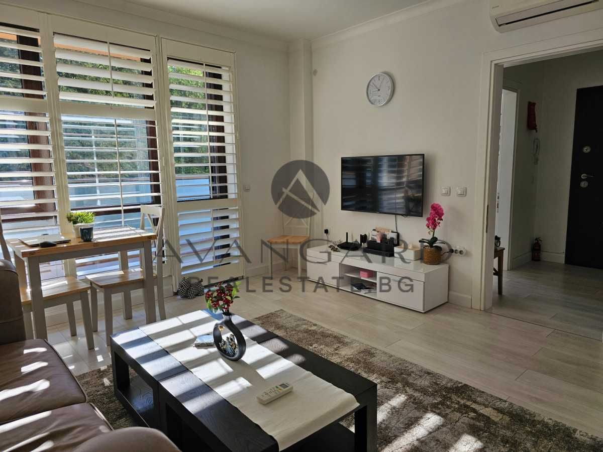 Продава се Двустаен апартамент в Пловдив, Център - 65 кв.м за 3688 €/кв.м - Снимка #3