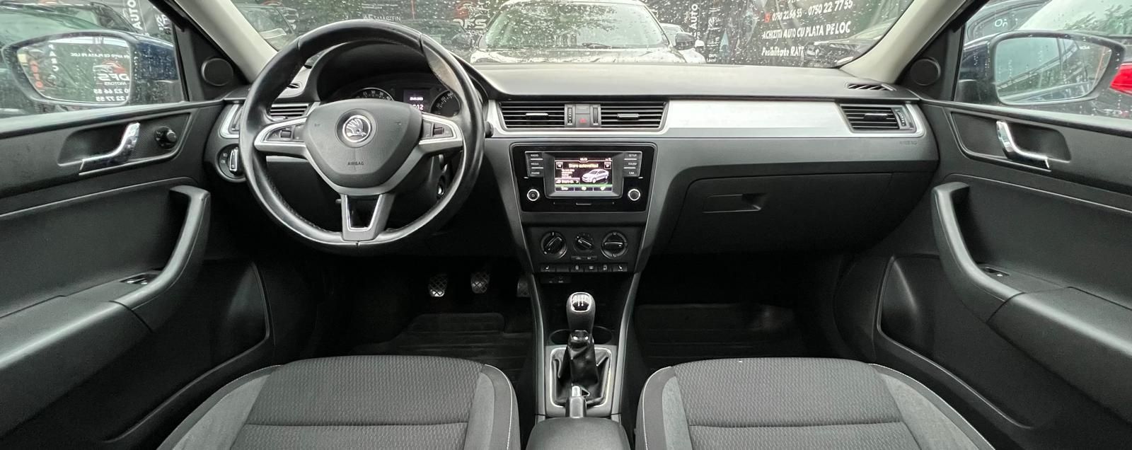 Vand Skoda Rapid 1.4 TDI * LED * fabr 2017 stare impecabila urgent