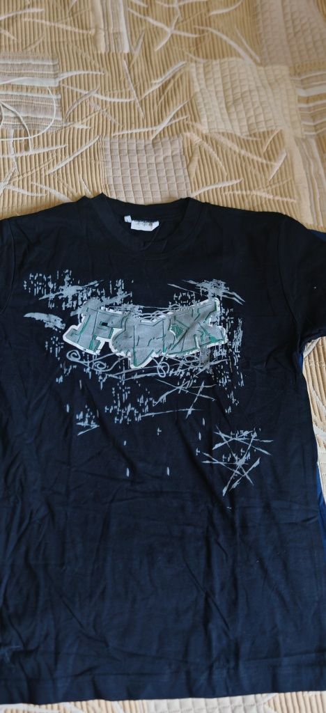 Тениски на марката Billabong
