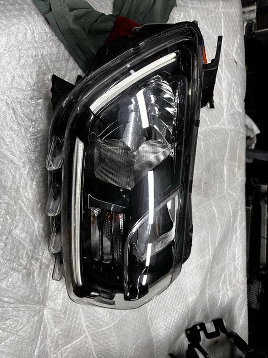 Far dreapta dacia duster 2.