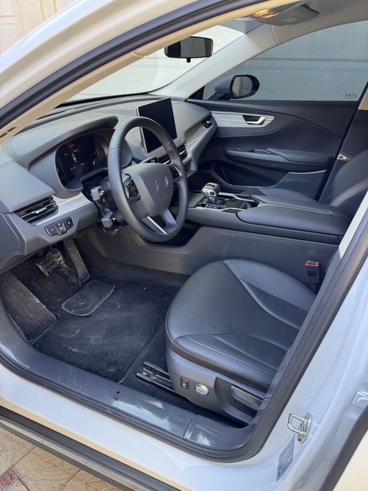 Hongqi eqm5 500Km 2025 йил Аренда викуп бор