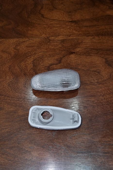 Поворотники мерседес 210