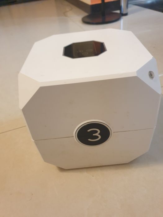 ImunOcube: Dispozitiv de purificat apa si aerul