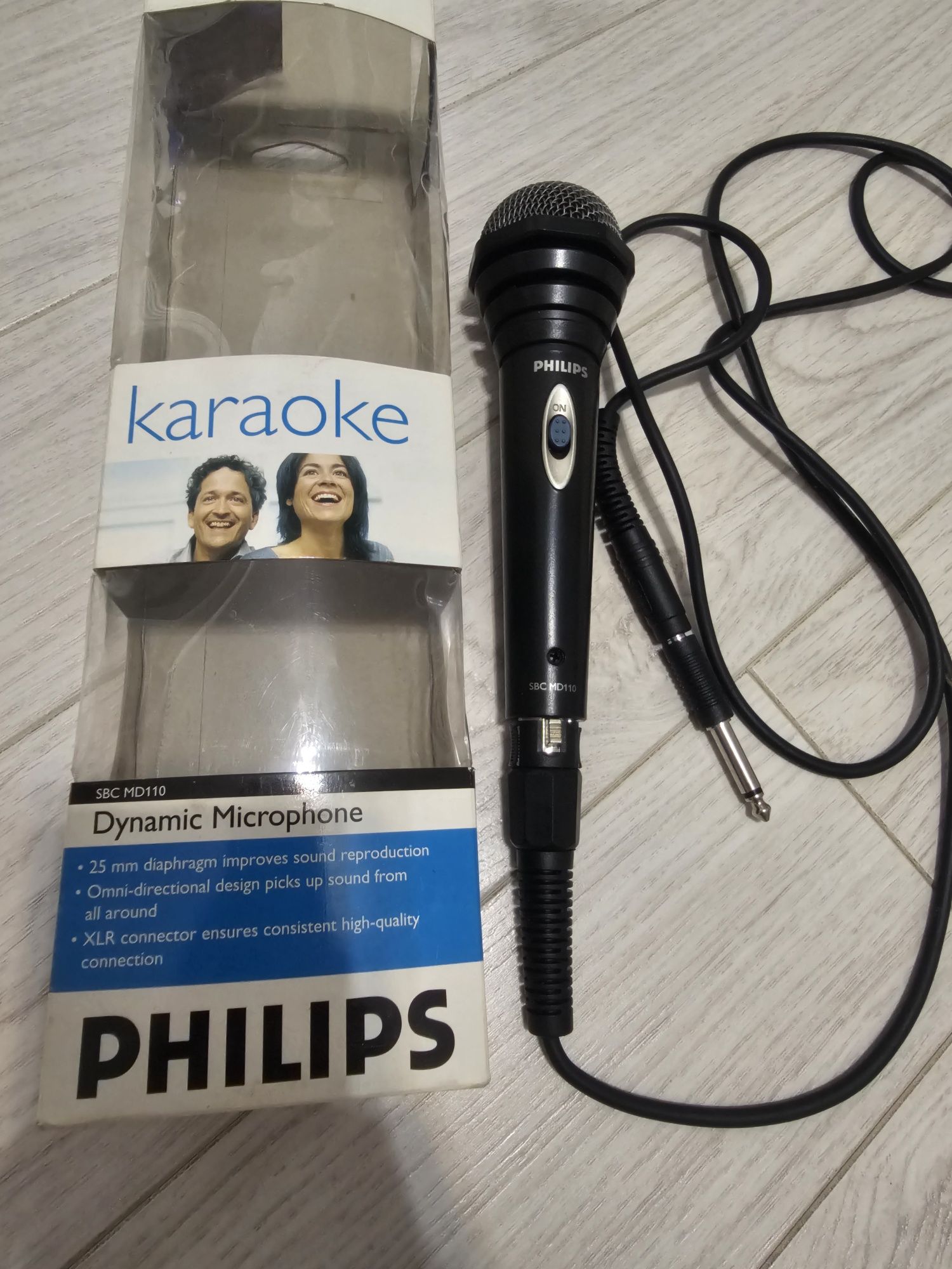 Продам микрофон PHILIPS. В отличном состоянии.