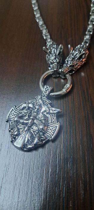 Мъжко кулие с викинг