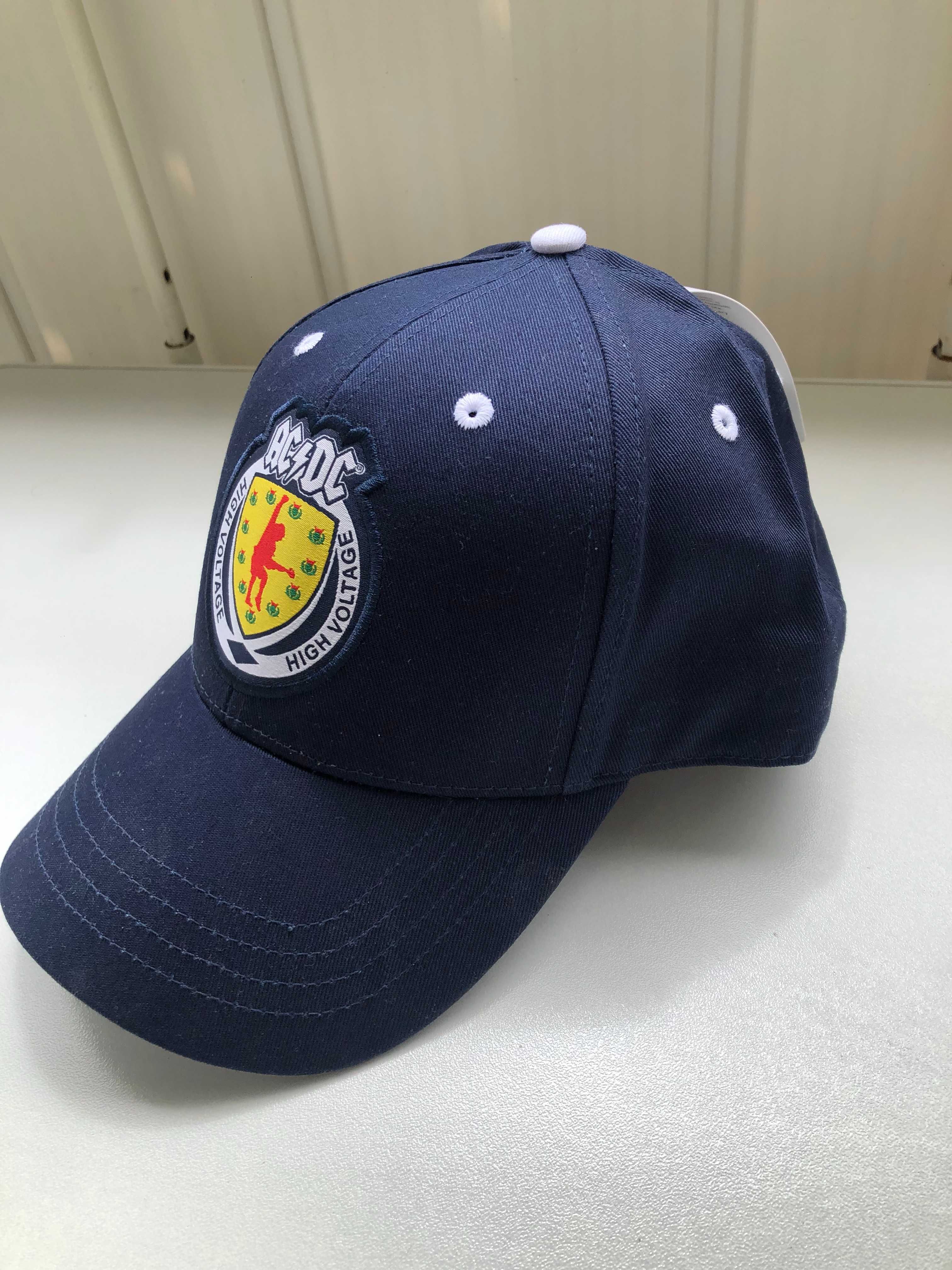 Шапка AC/DC High Voltage Umbro Cap
