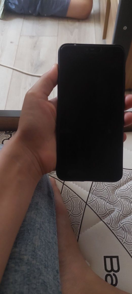 Xiaomi 8 lite в идеальном состоянии