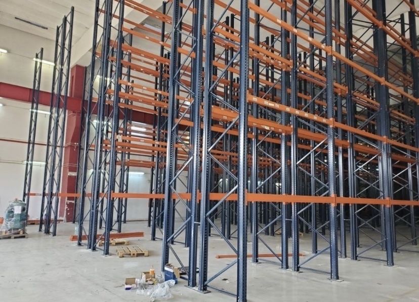 Rafturi metalice industriale