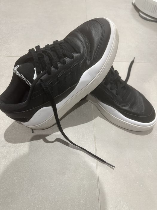 Маратонки adidas