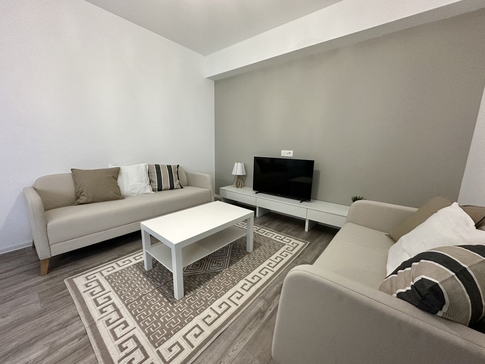 Inchiriez apartament 2 camere nou