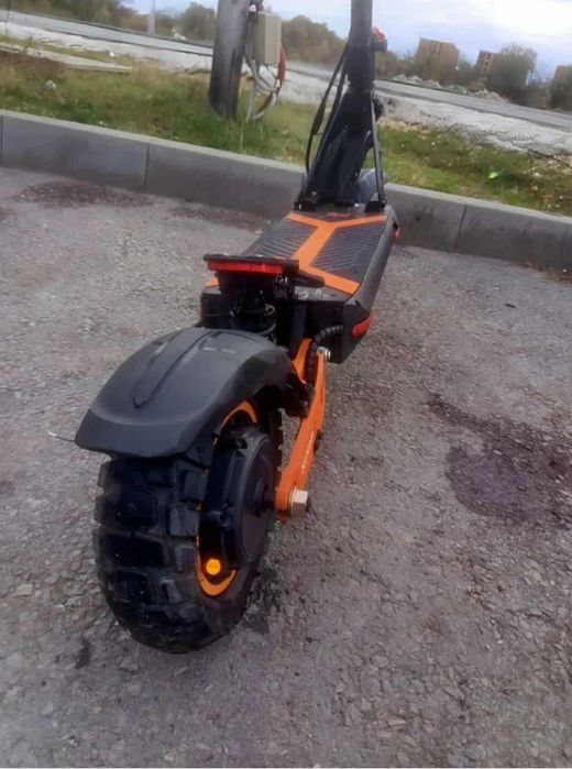 Продавам kukirin  g2 max на 1320км