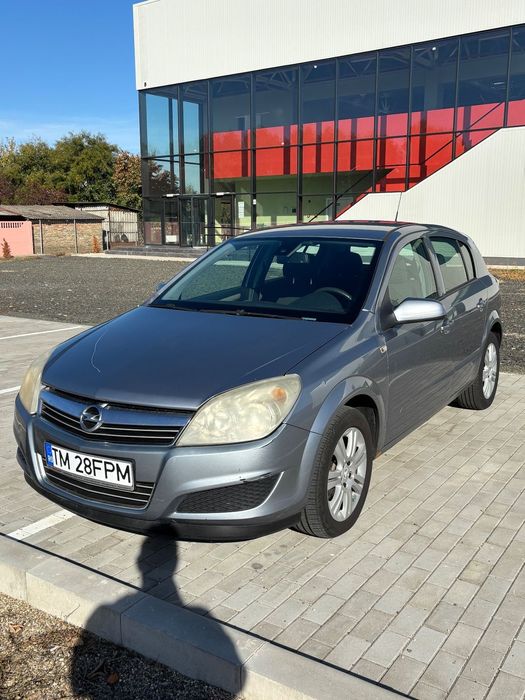 Opel Astra Opel Astra H, an 2008, prim proprietar RO