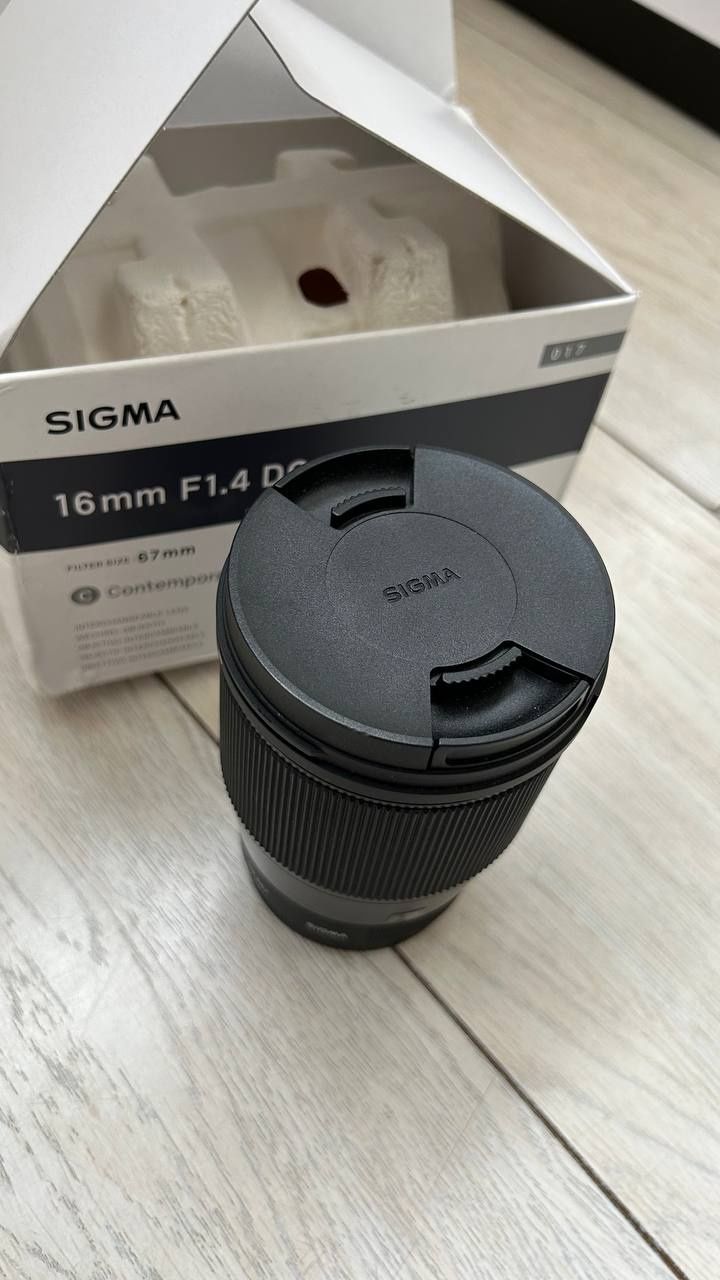 Sigma 16mm f/1.4 DC DN sony e